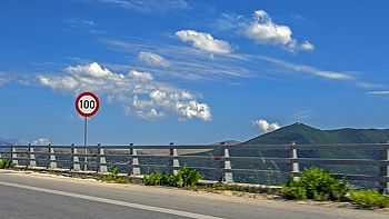 Driving rules and their peculiarities in Greece
